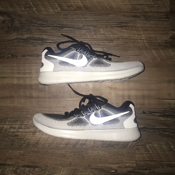 Nike free runs - Picture 5 of 5